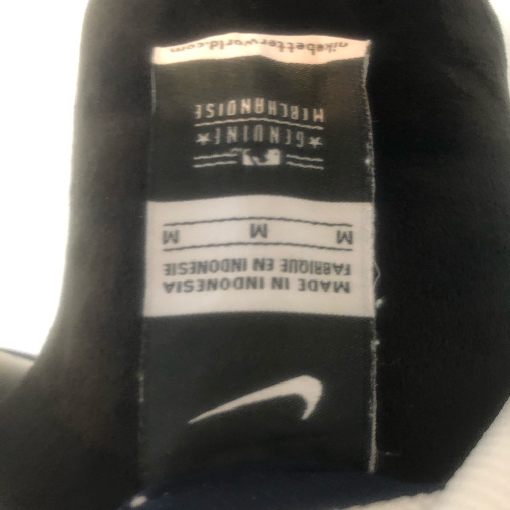 M Atlanta Braves Baseball Track Jacket White - Picture 4 of 6